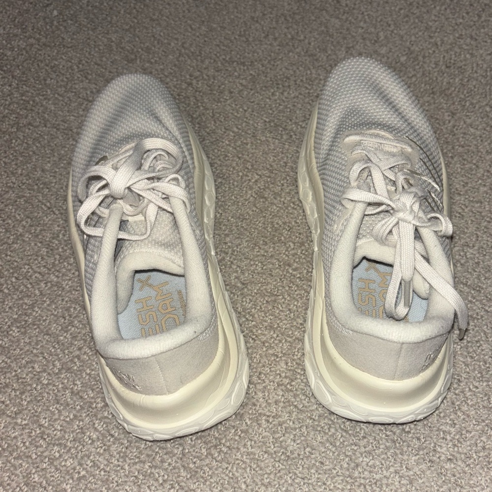 New Balance Sneakers - Picture 5 of 6
